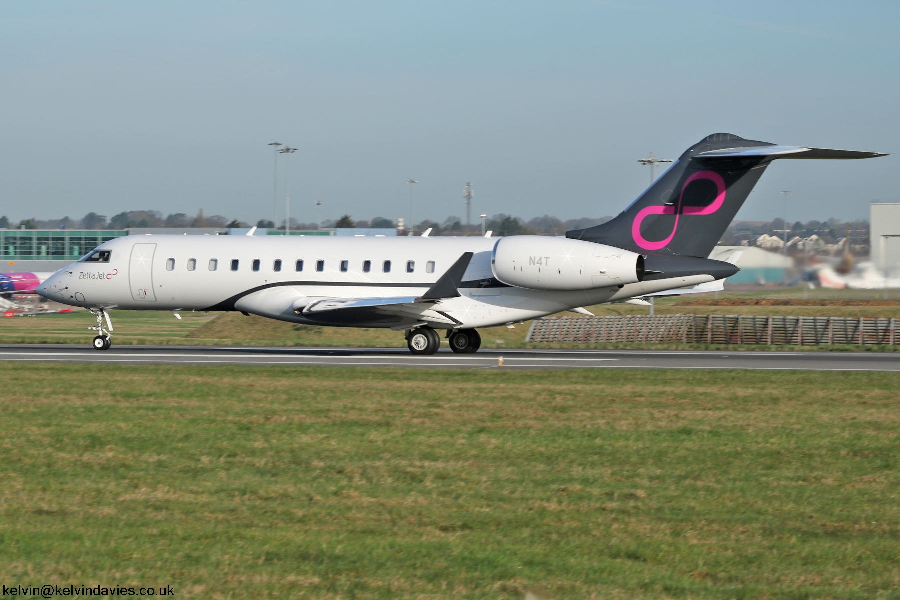 Global Express XRS N4T