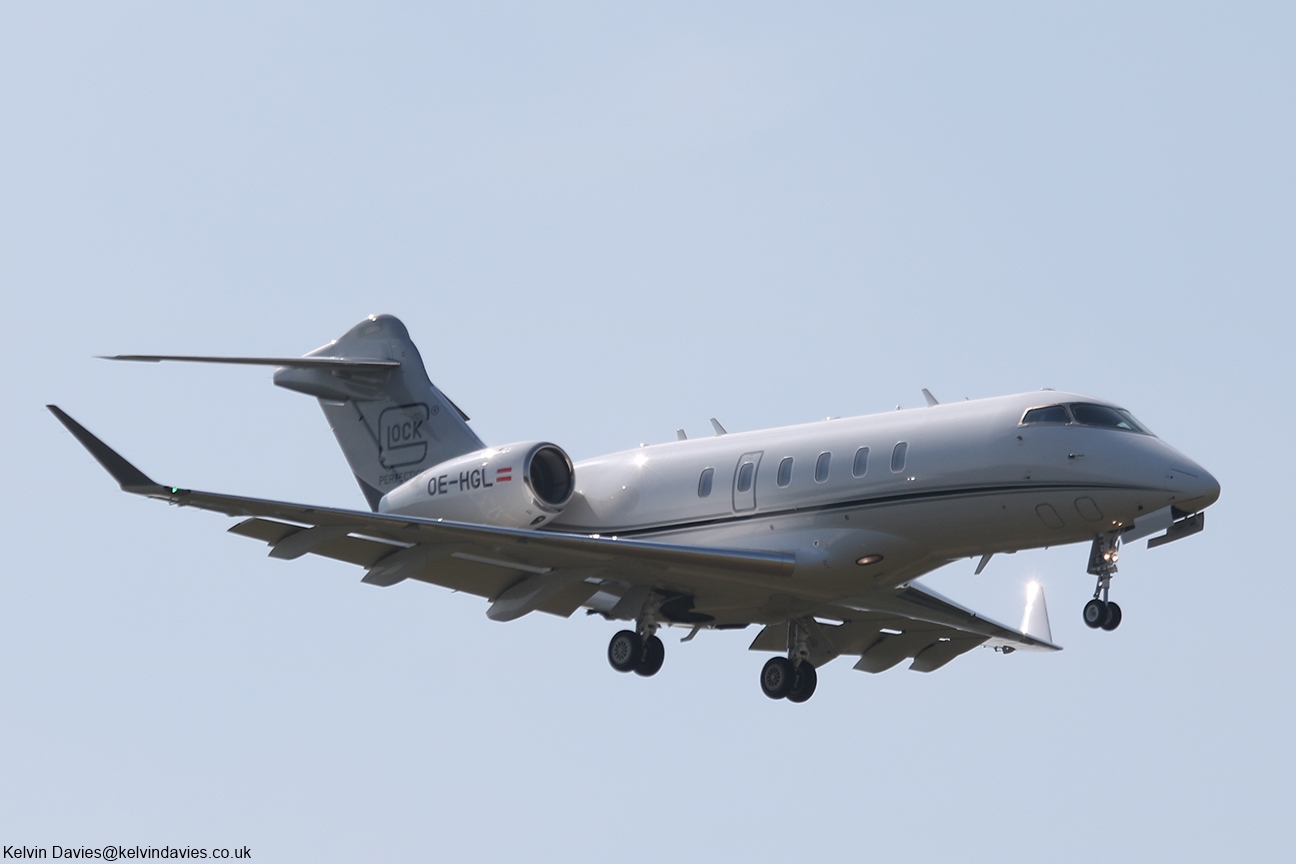 Glock Aviation Challenger 3500 OE-HGL