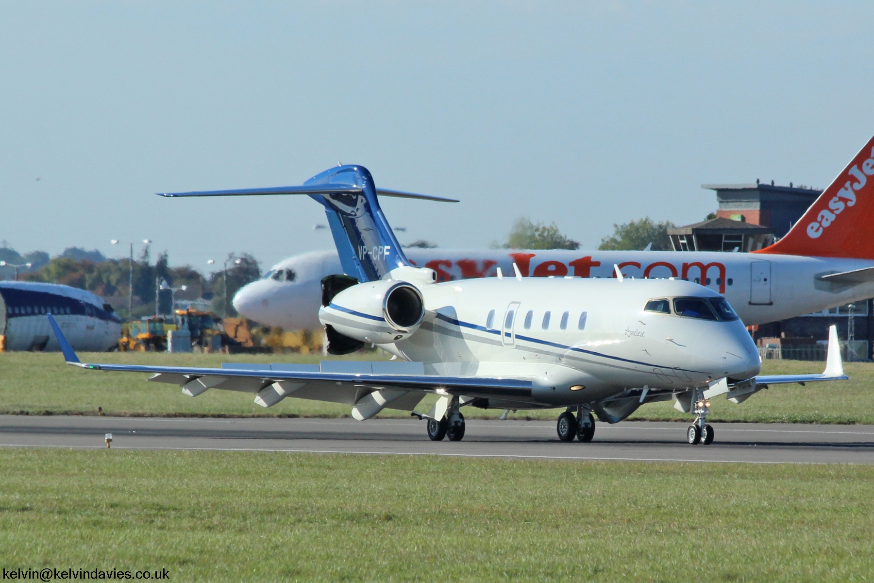 Challenger 350 VP-CPF