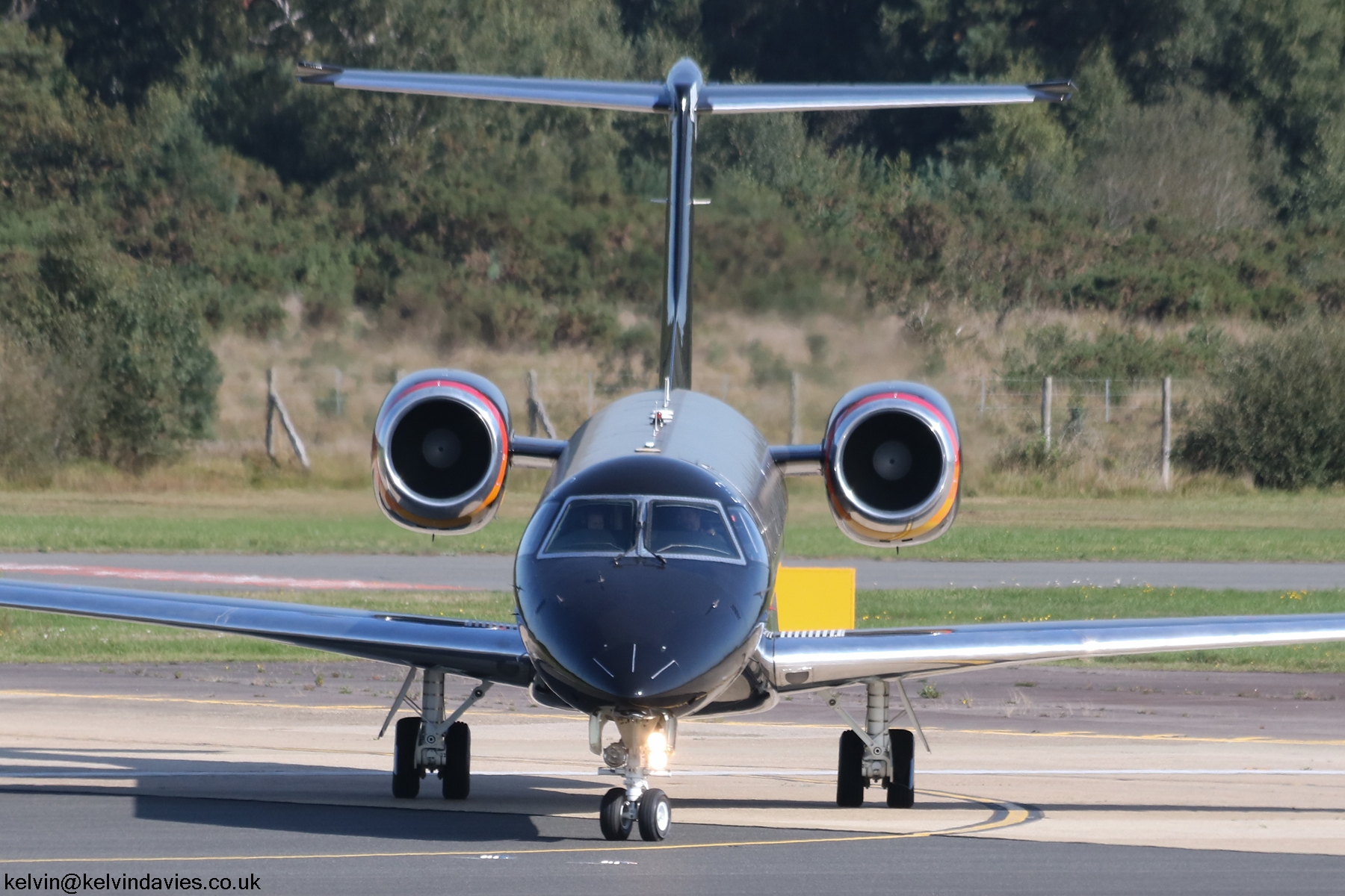 Aero ERJ-135 2-JETS