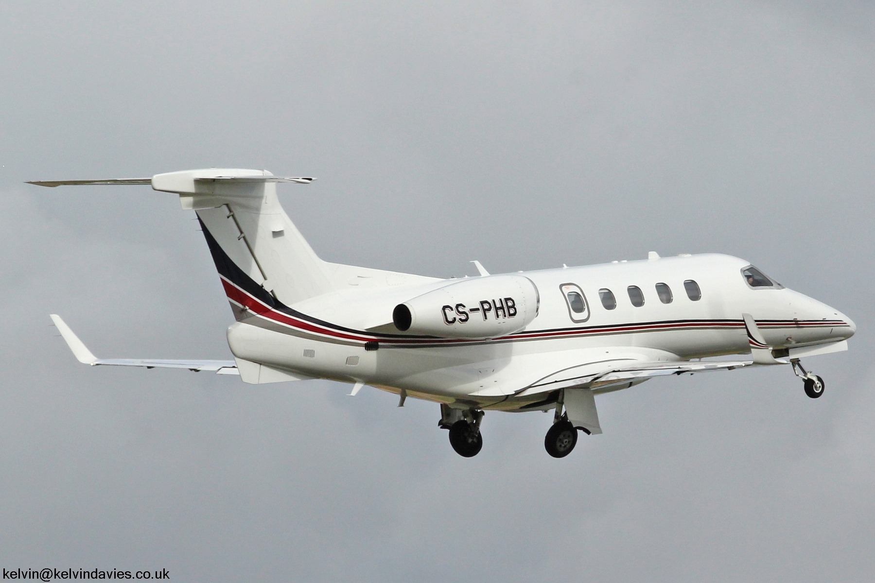 Phenom 300 CS-PHB