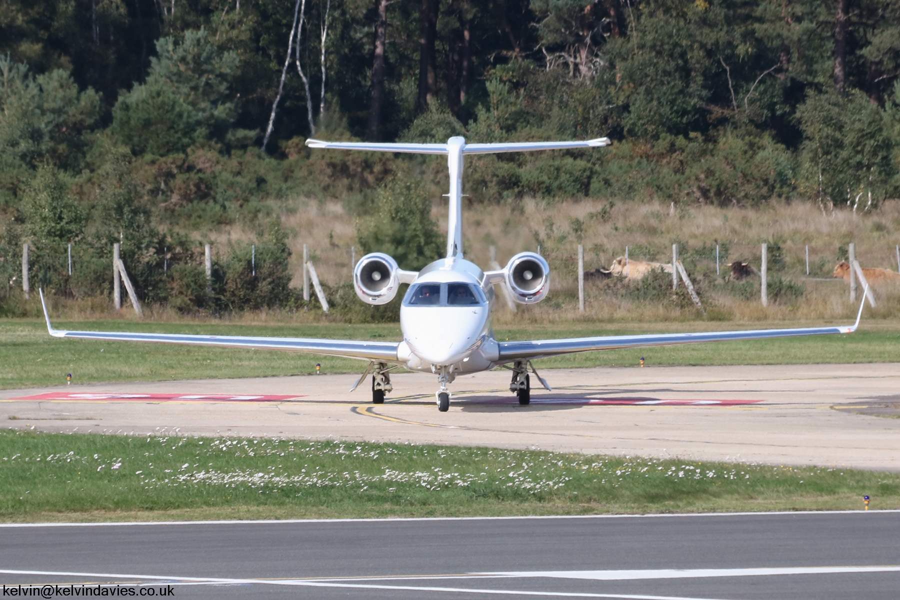 NetJets Europe Phenom 300 CS-PHN