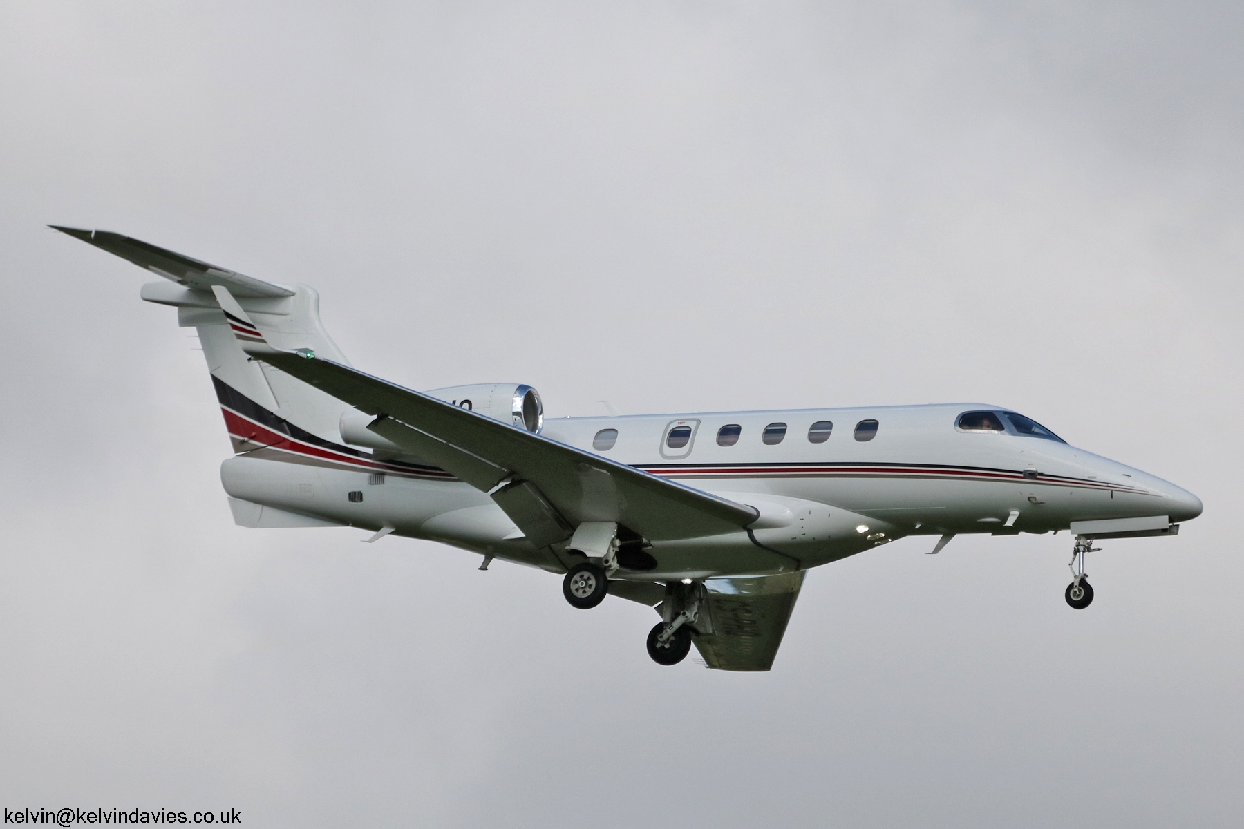 NetJets Phenom 300 CS-PHQ