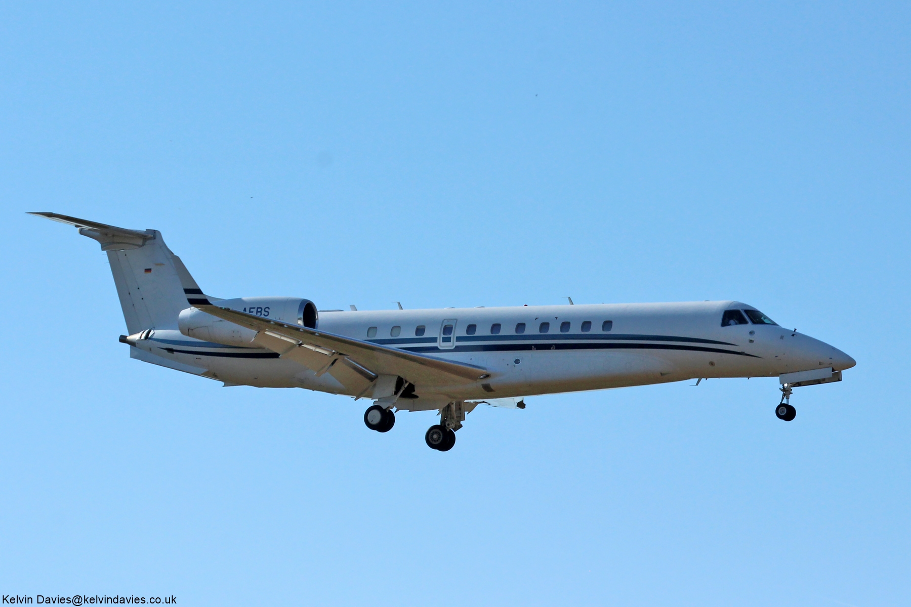 Vista Jet Legacy 650 D-AFBS