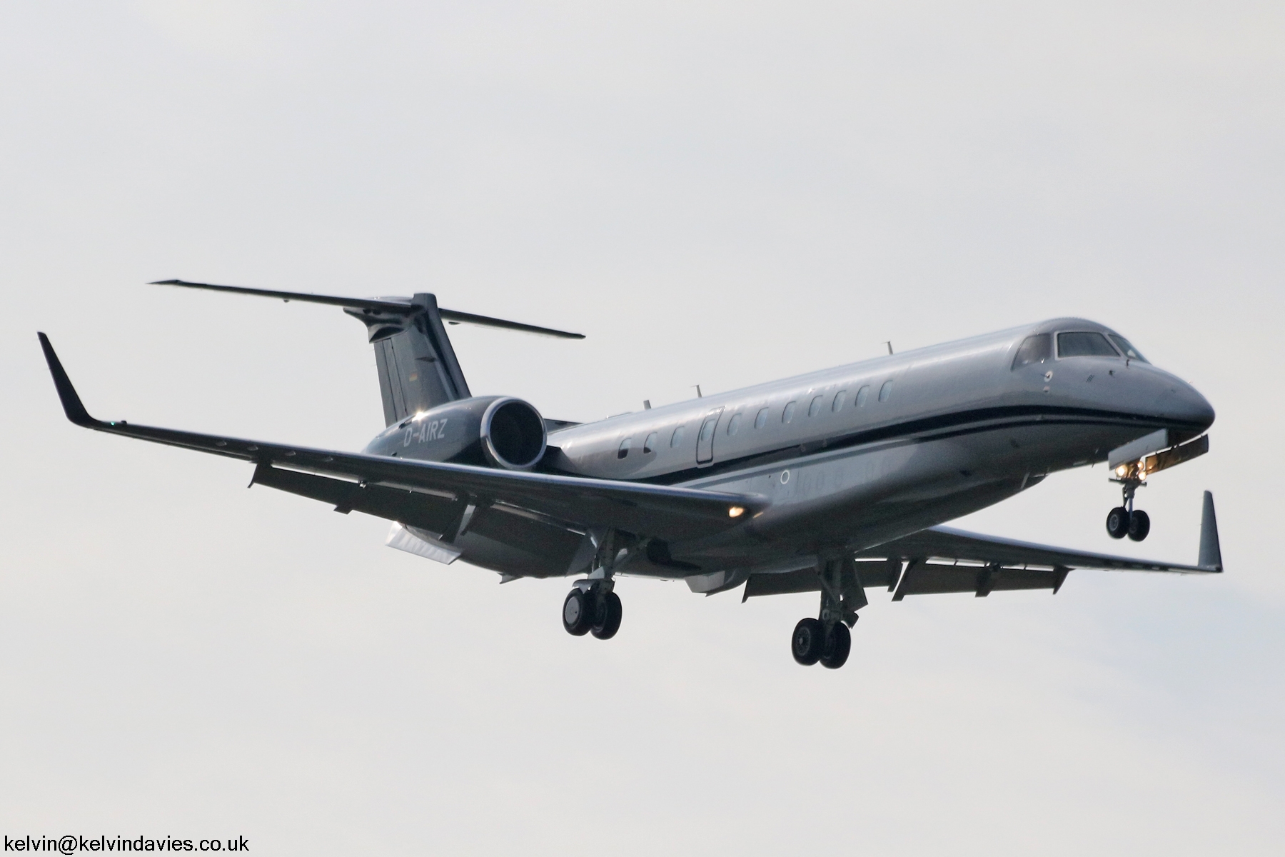 Air Hamburg Legacy 650 D-AIRZ