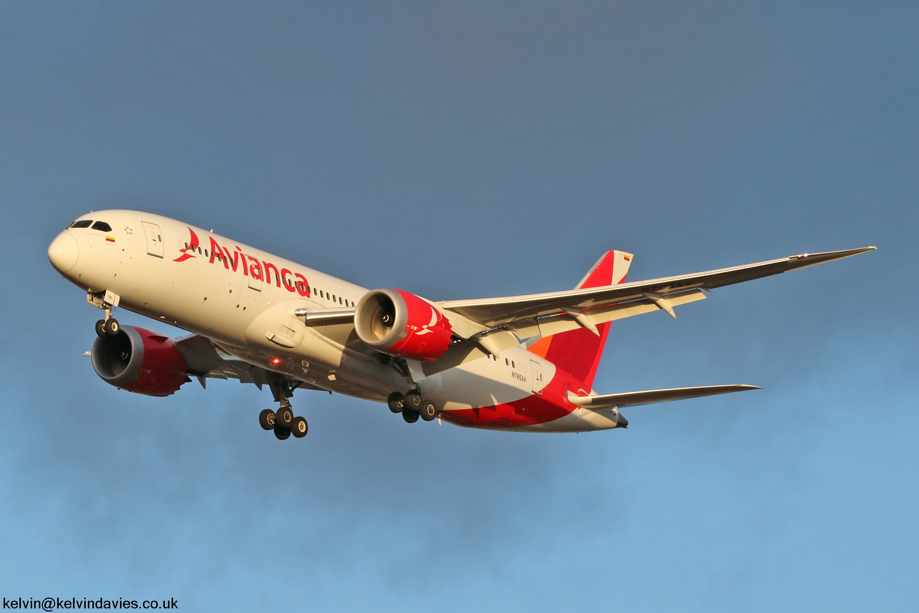 Avianca B787 N785AV
