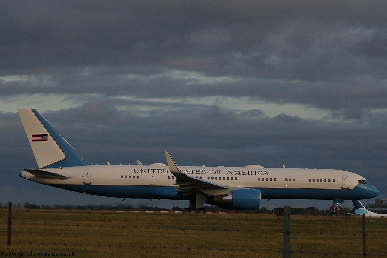 U.S. Air Force Boeing C-32A 98-0001