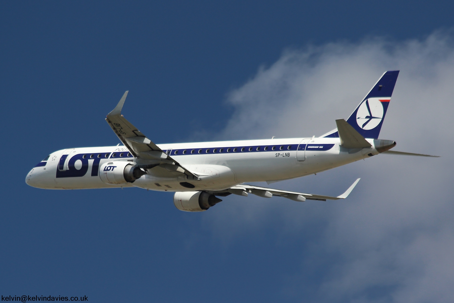 LOT Emb 195 SP-LNB