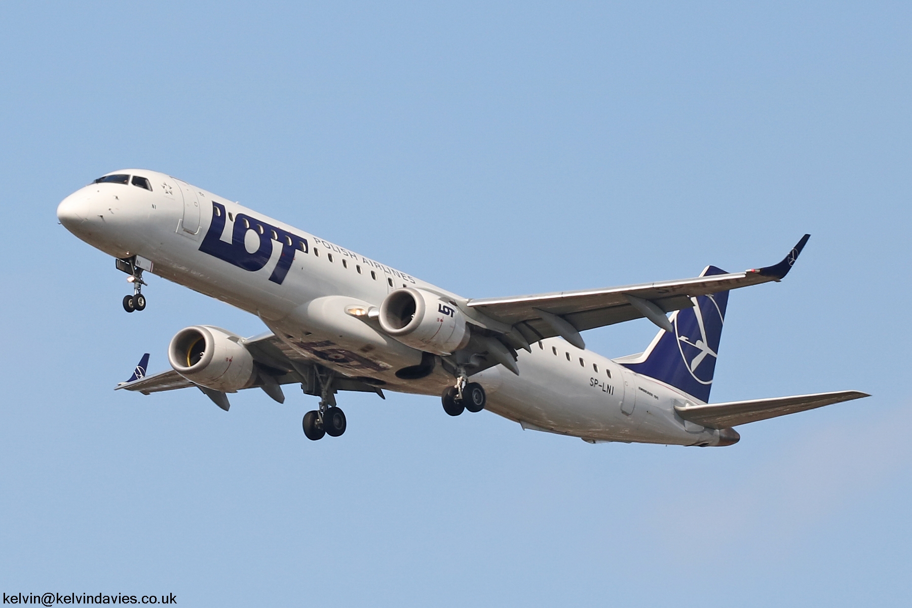 LOT Emb 195 SP-LNI