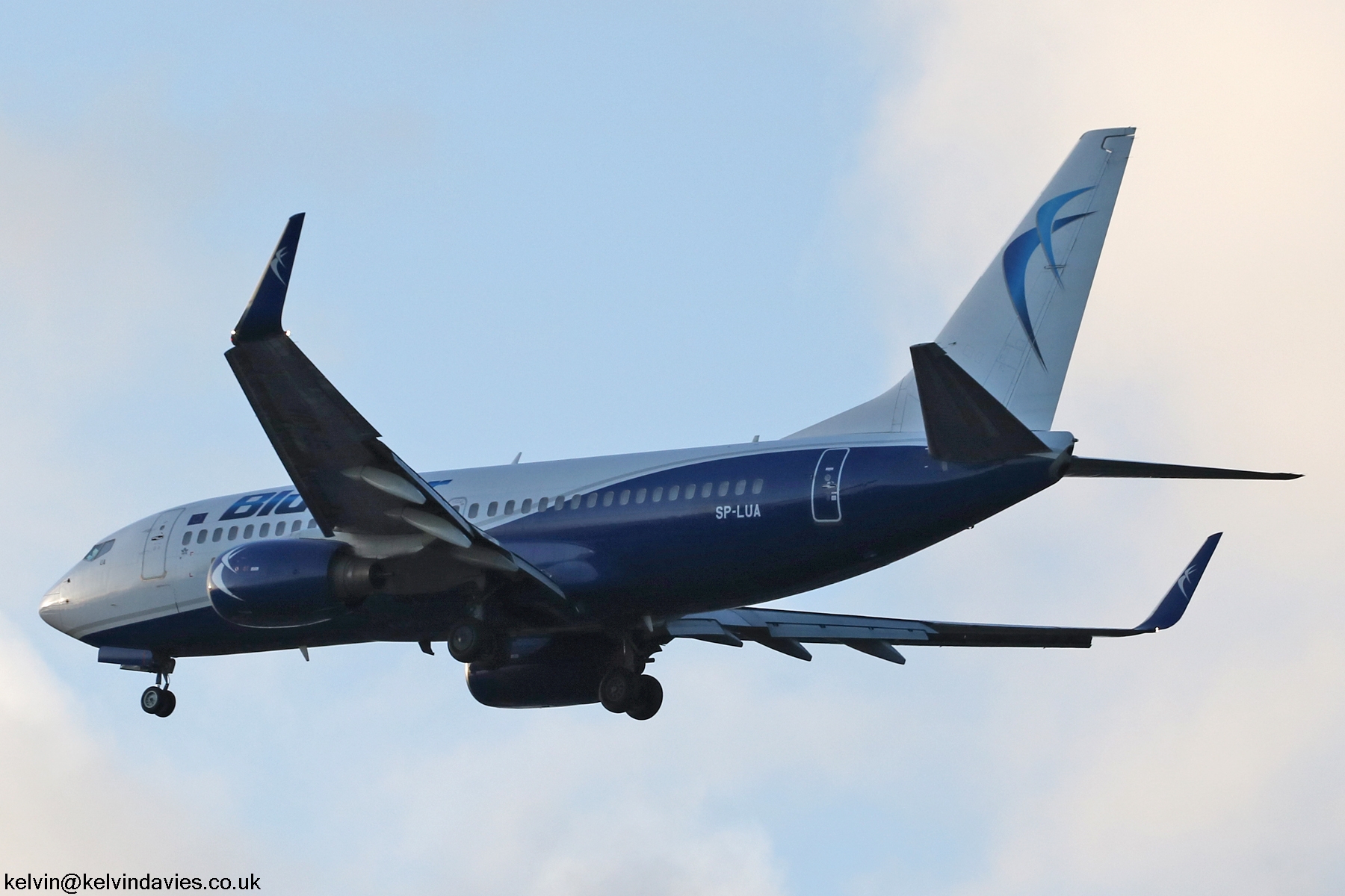 LOT 737NG SP-LUA