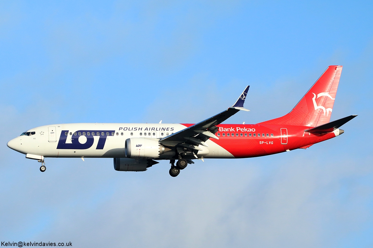 LOT Polish Airlines 737MAX-8 SP-LVG