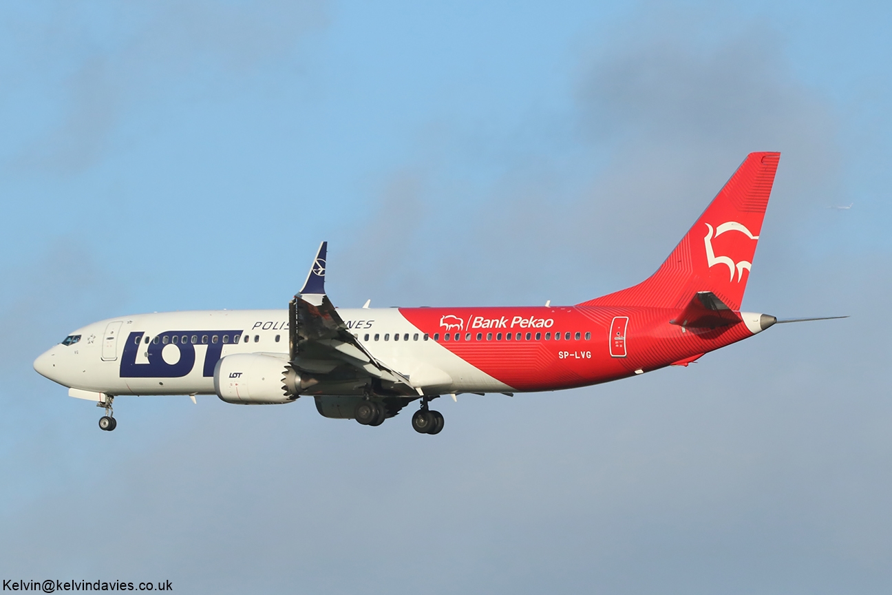 LOT Polish Airlines 737MAX-8 SP-LVG