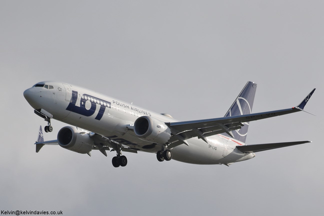 LOT Polish Airlines 737 MAX SP-LVQ