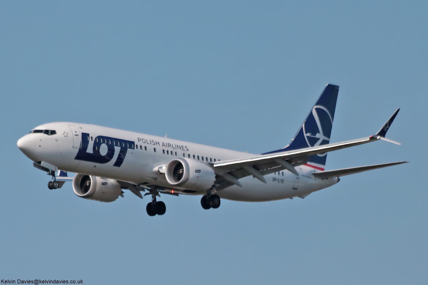 LOT 737MAX SP-LYE