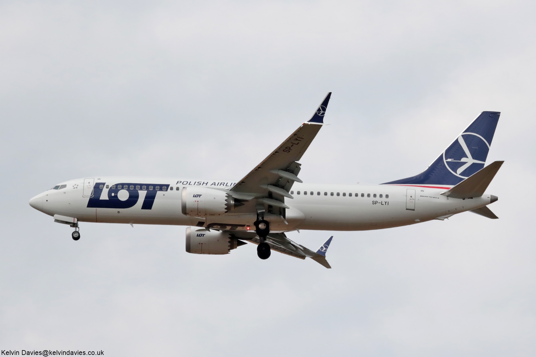 LOT Polish Airlines 737MAX SP-LYI