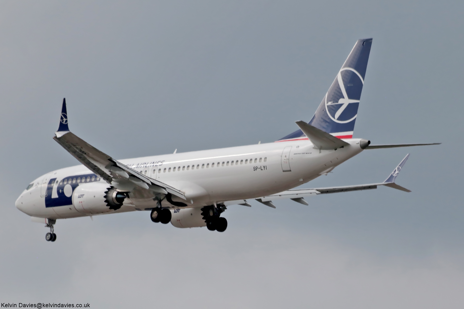 LOT Polish Airlines 737MAX SP-LYI
