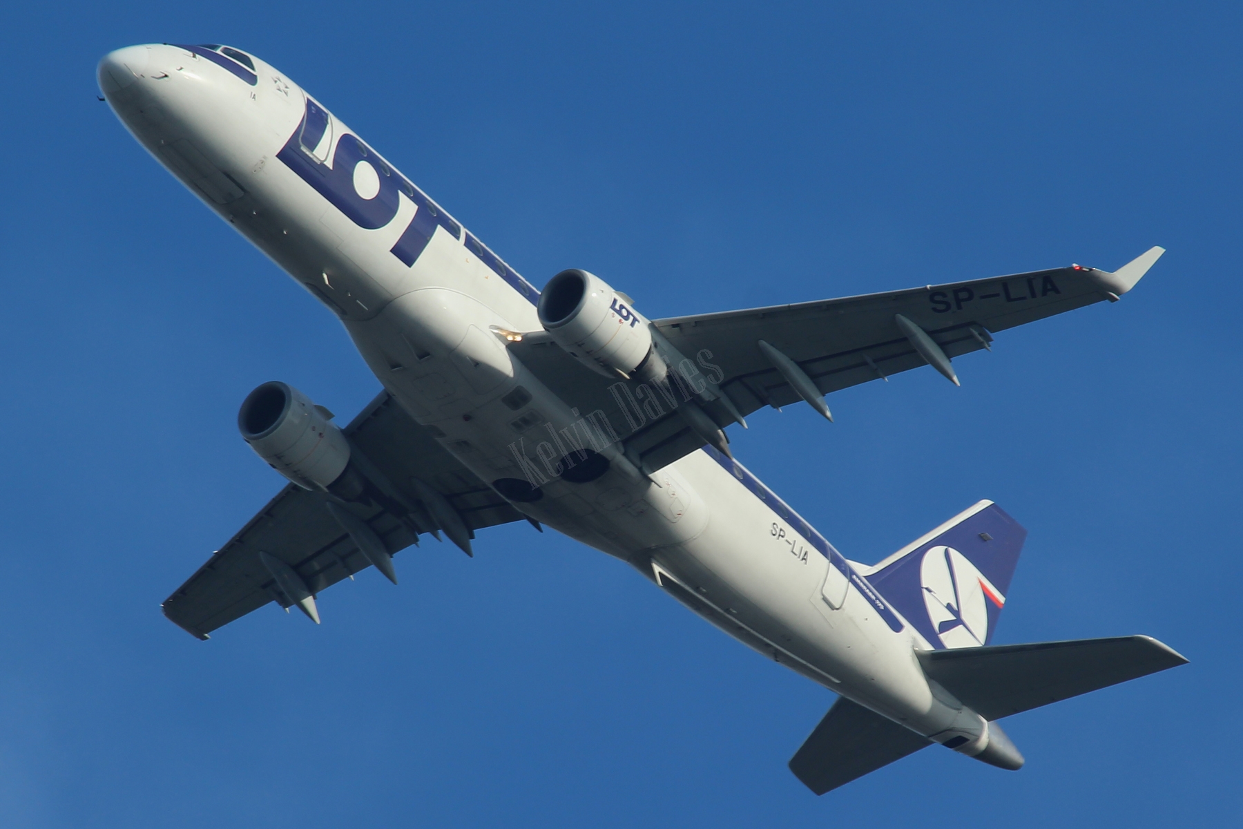 LOT Embraer ERJ170 SP-LIA