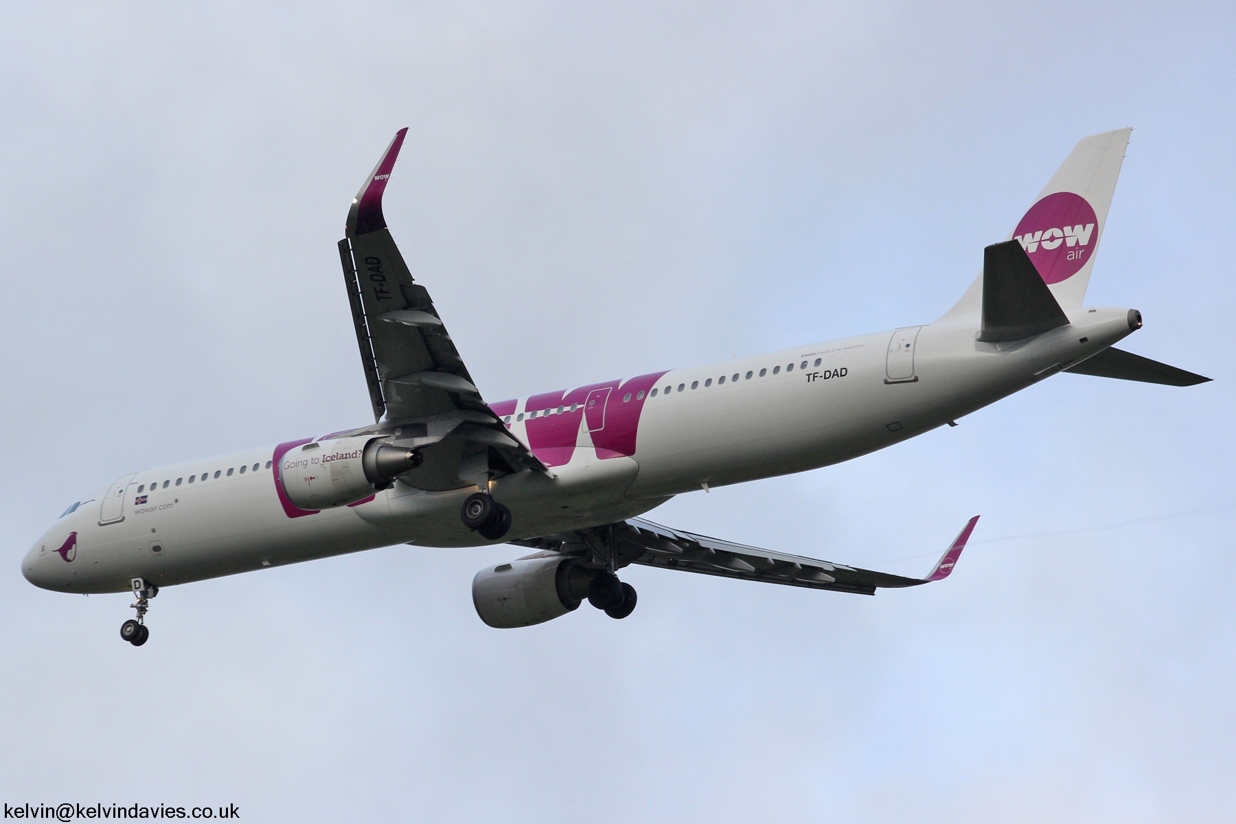 WOW Air A321 TF-DAD