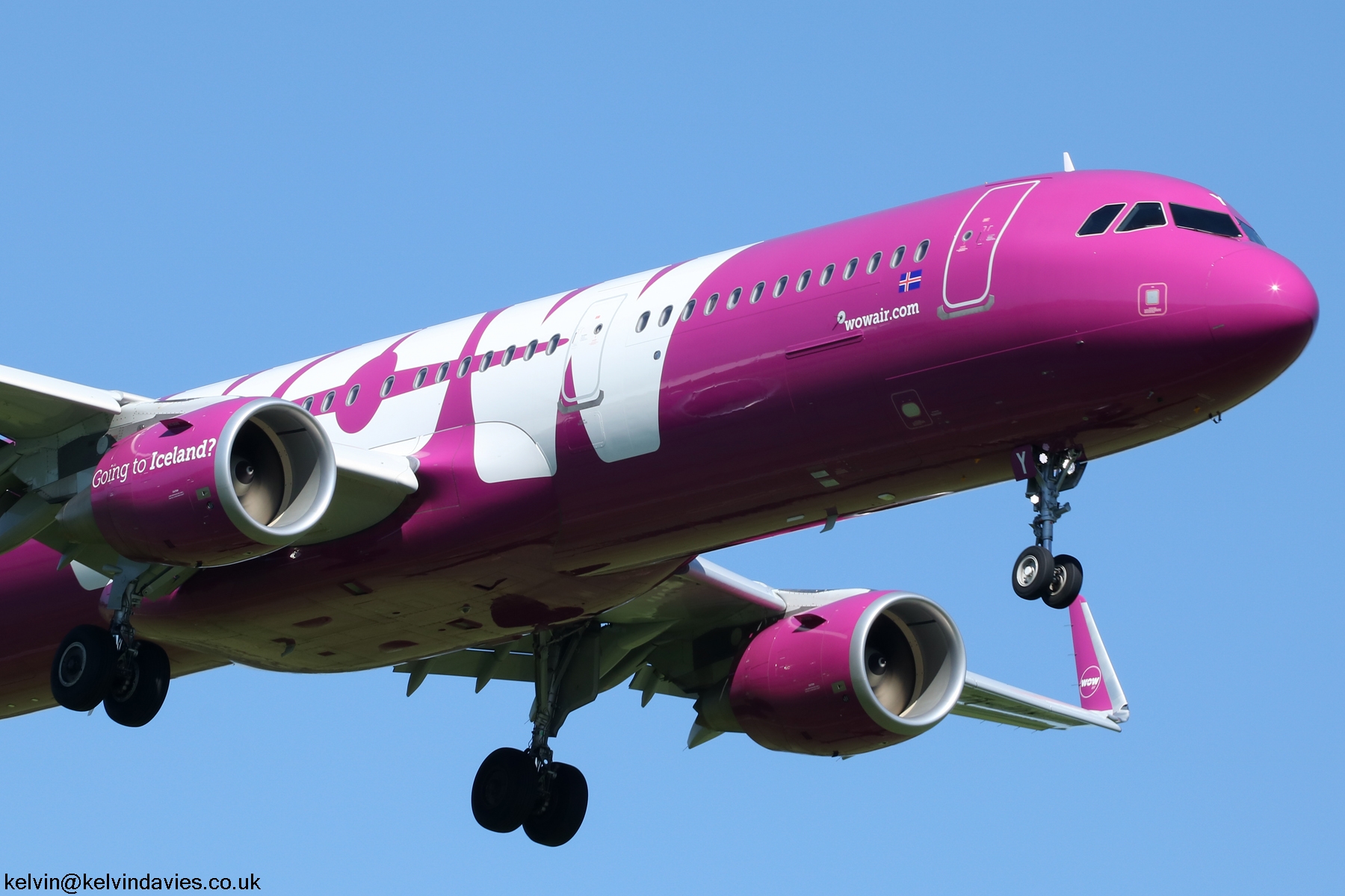 WOW Air A321 TF-JOY