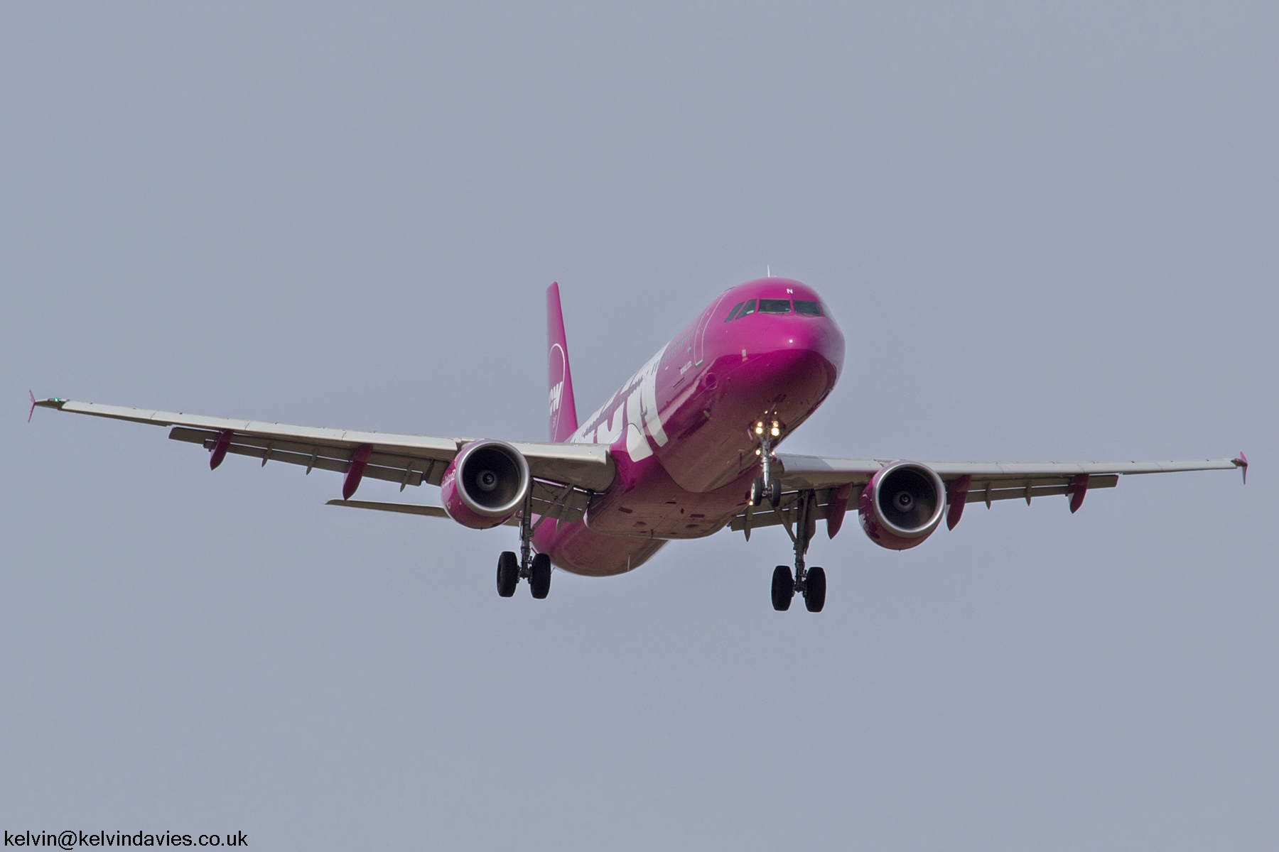 WOW Air A321 TF-SON