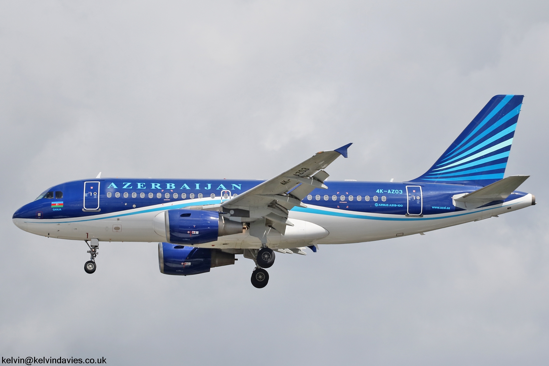 Azerbaijan Airlines A319 4K-AZ03