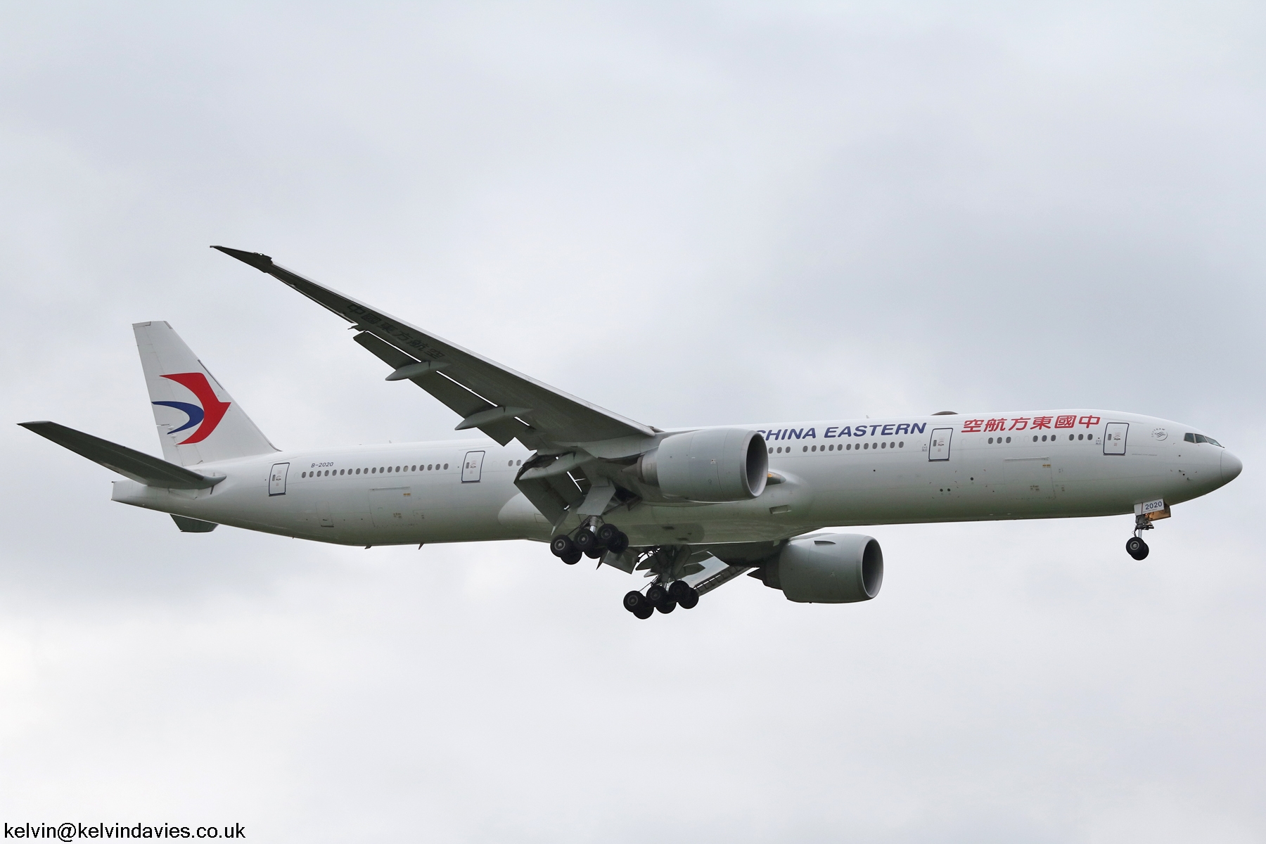 China Eastern Airlines 777 B-2020