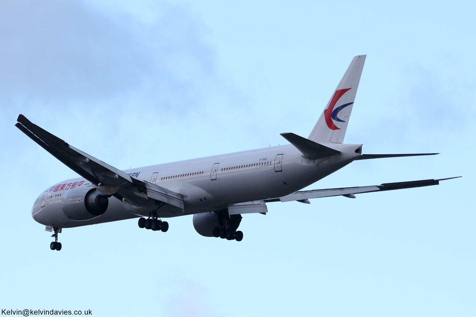 China Eastern Airlines 777 B-7883