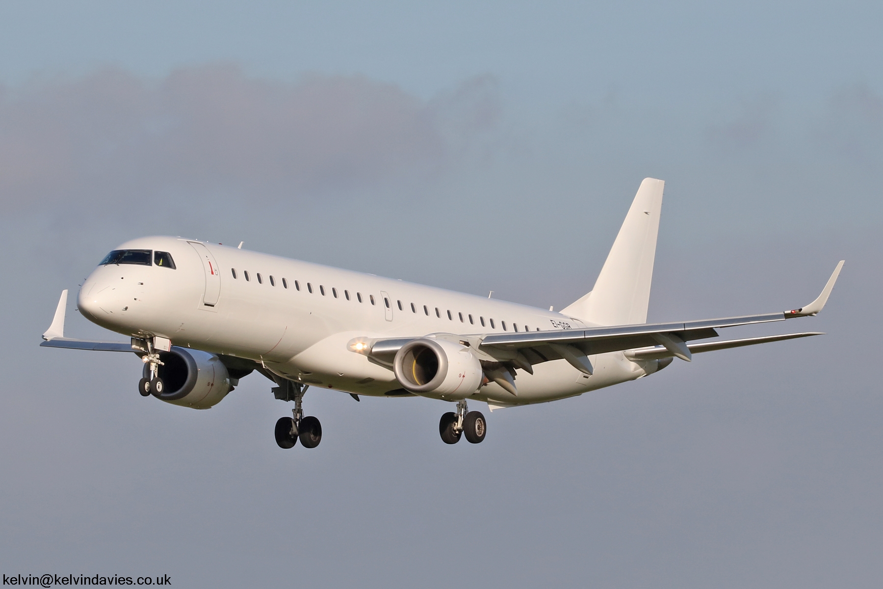 Stobart Emb195 EI-GGB