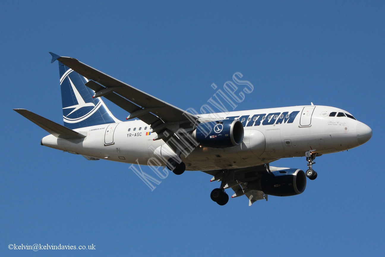 Tarom A320 YR-ASC