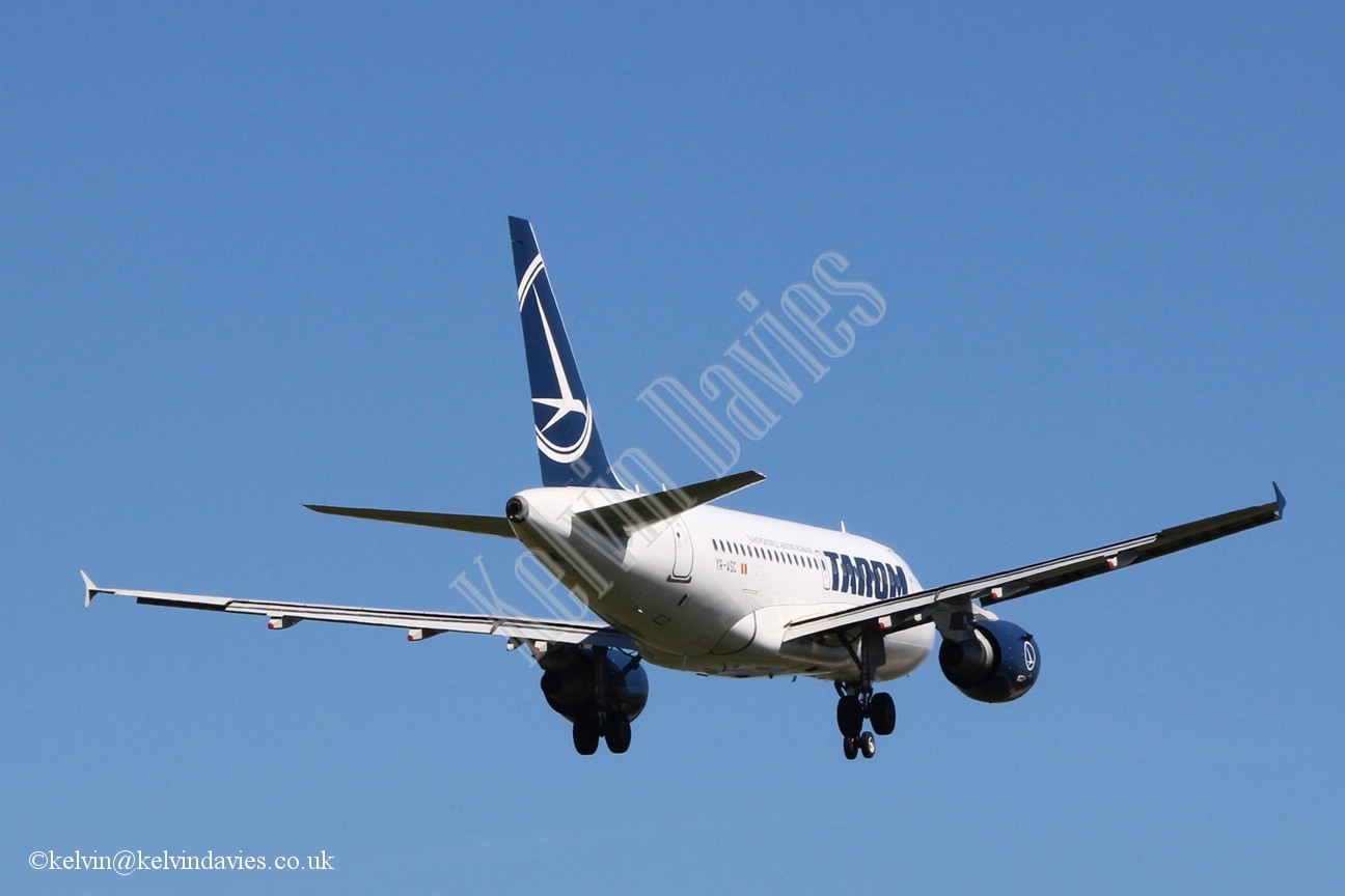 Tarom A320 YR-ASC