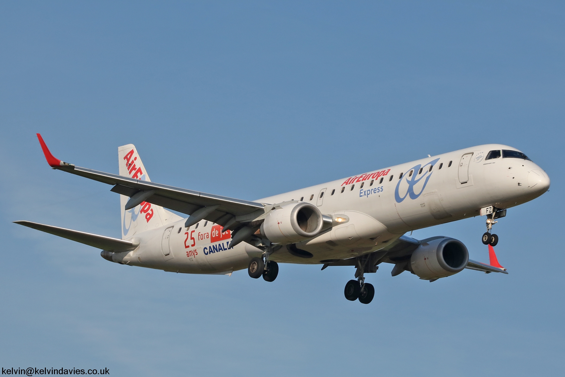 Air Europa Express EMB-195 EC-LFZ