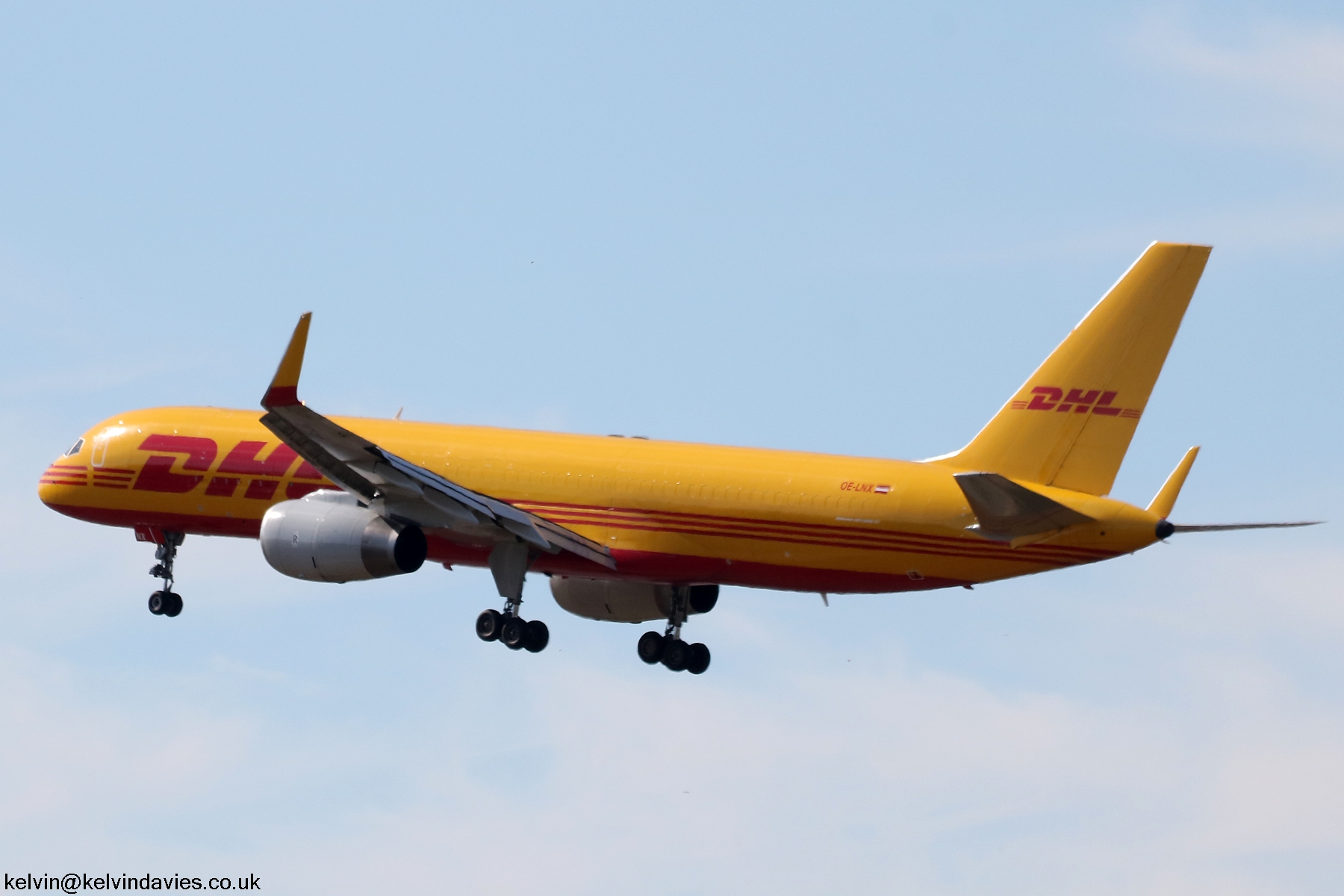DHL Austria 757 OE-LNX