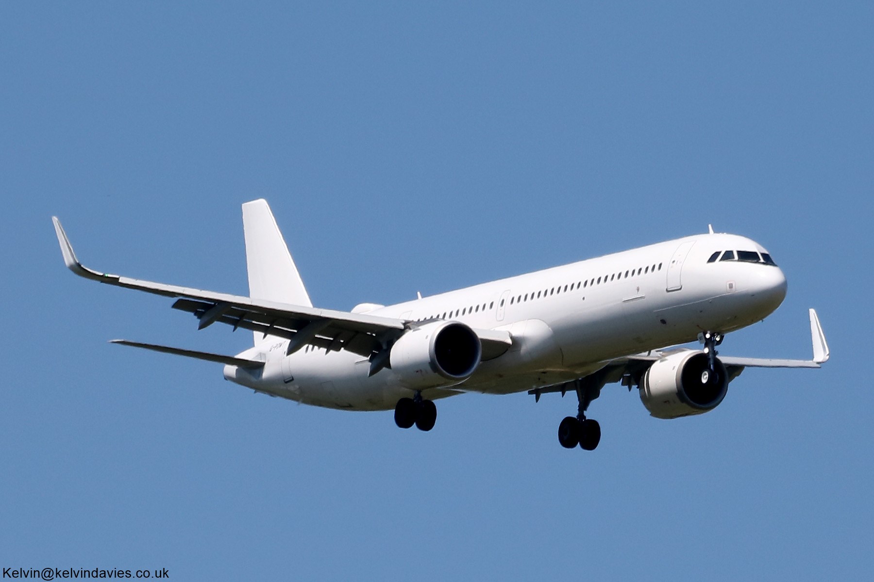 Titan Airways A321 G-POWT