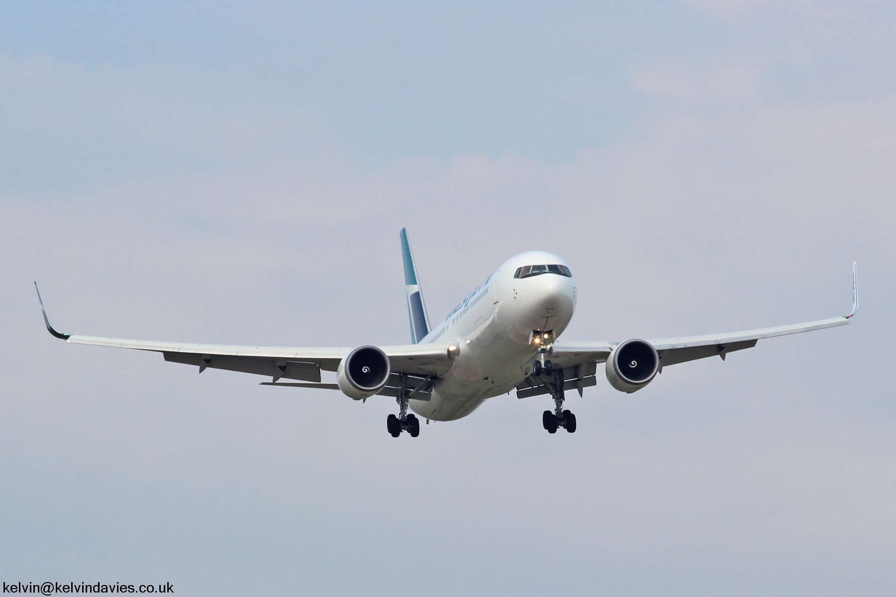 Westjet 767 C-FWAD