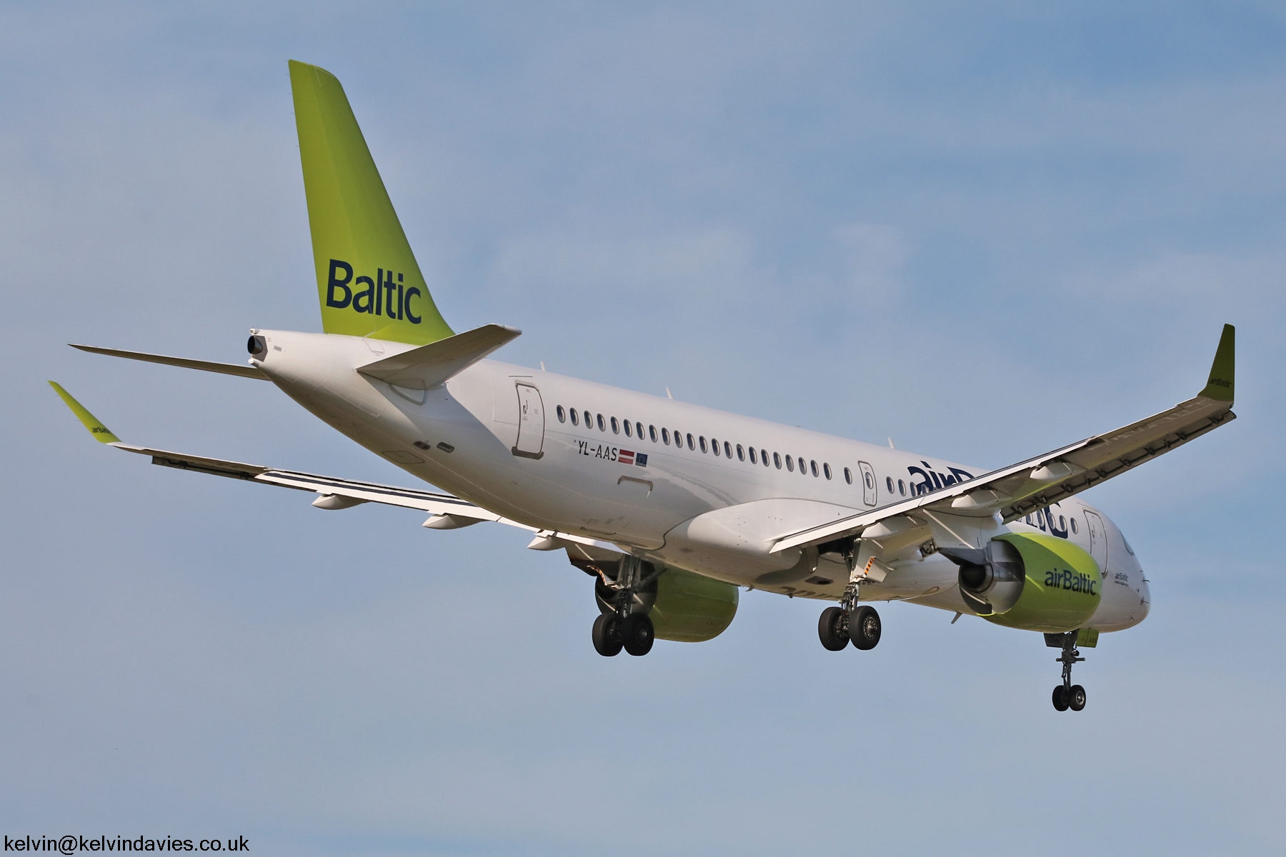 Air Baltic A220 YL-AAS