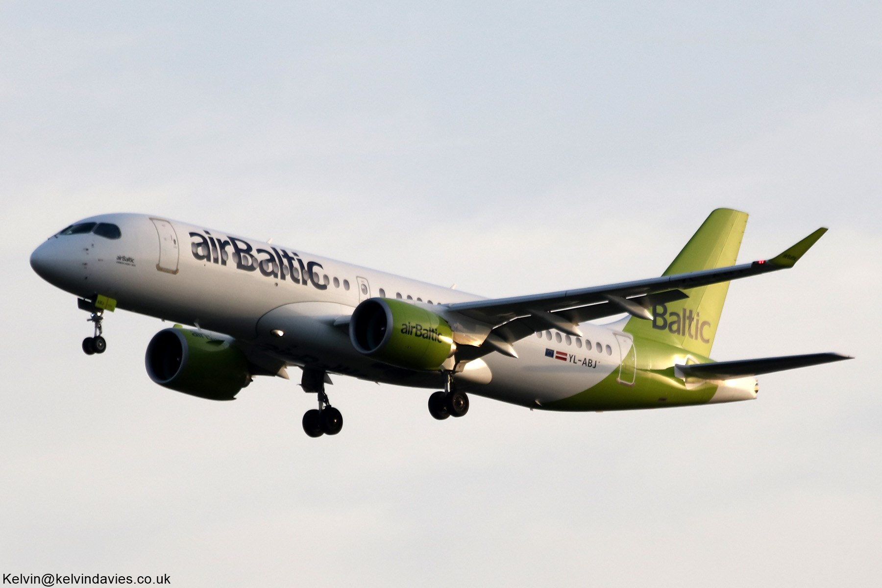 Air Baltic A220 YL-ABJ