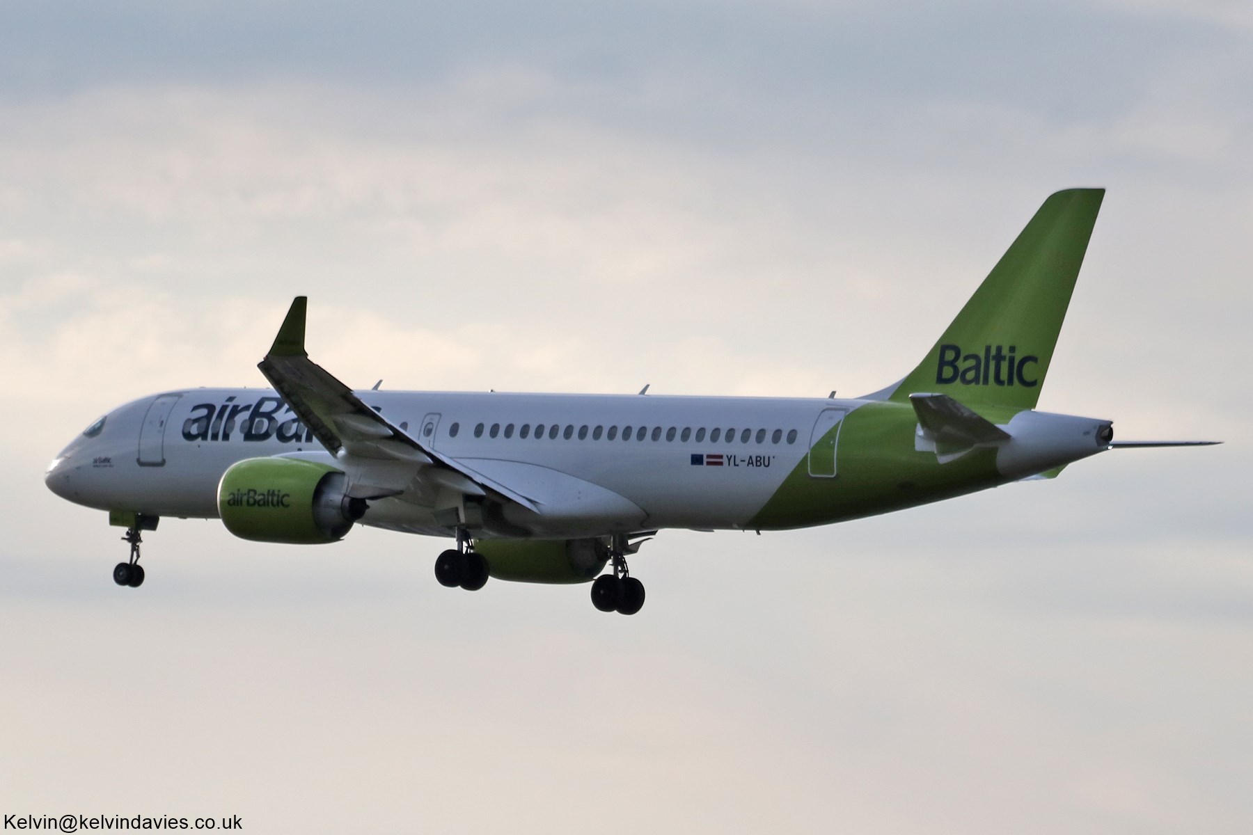 Air Baltic A220 YL-ABU