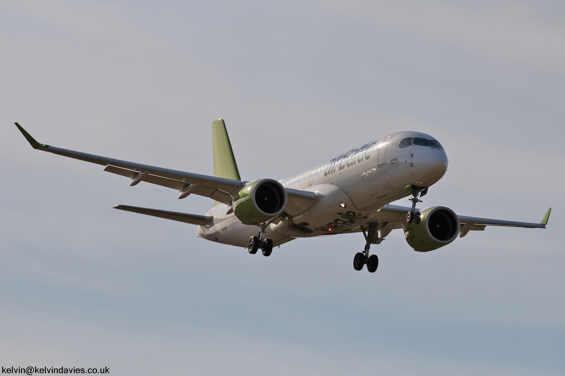 Air Baltic A220 YL-CSM