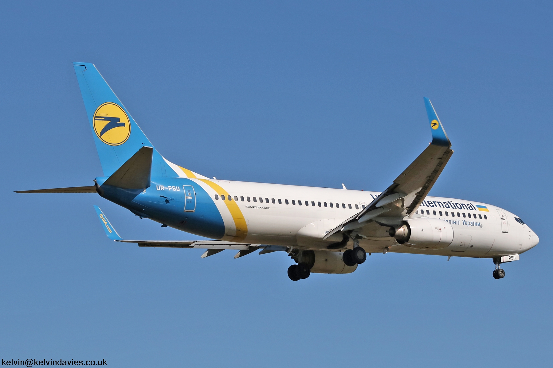 Ukraine International 737 UR-PSU
