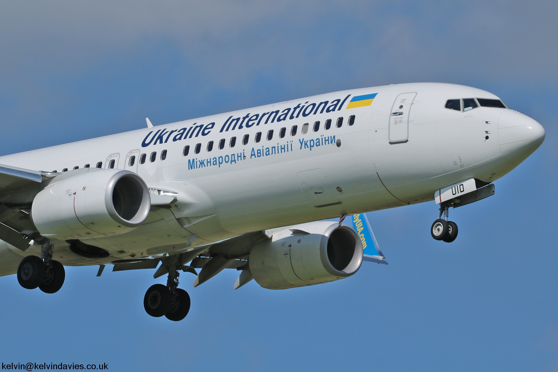 Ukraine International 737 UR-UID