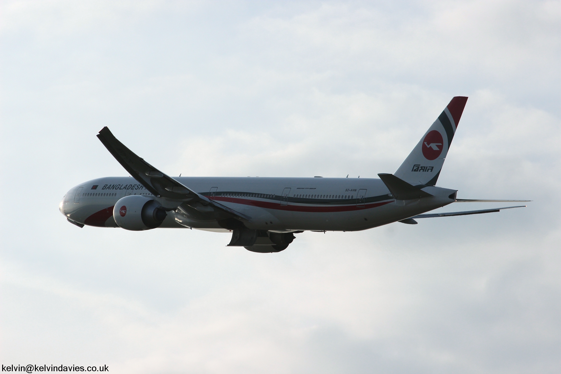 Biman Bangladesh 777 S2-AHN