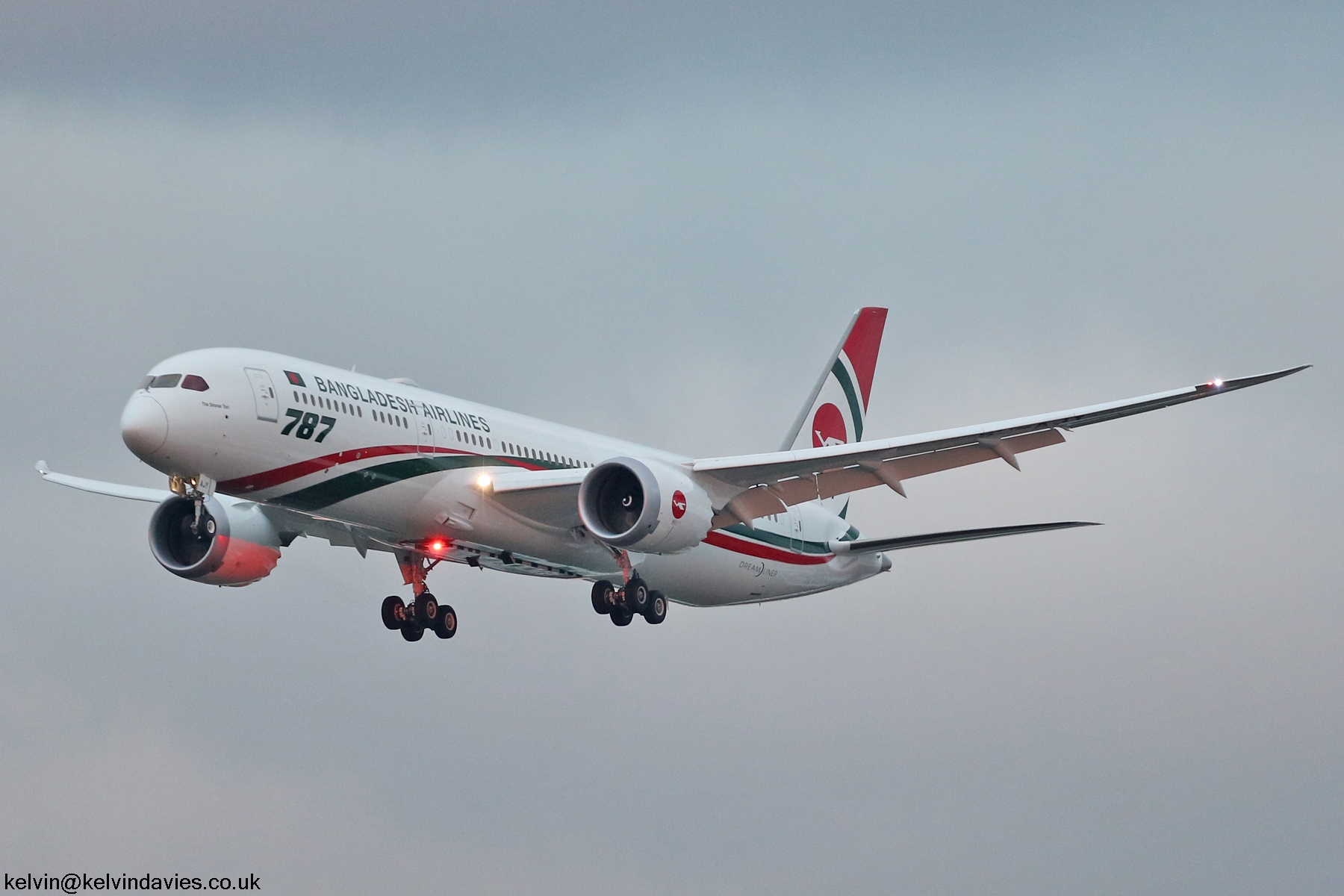 Biman Bangladesh Airlines 787 S2-AJY