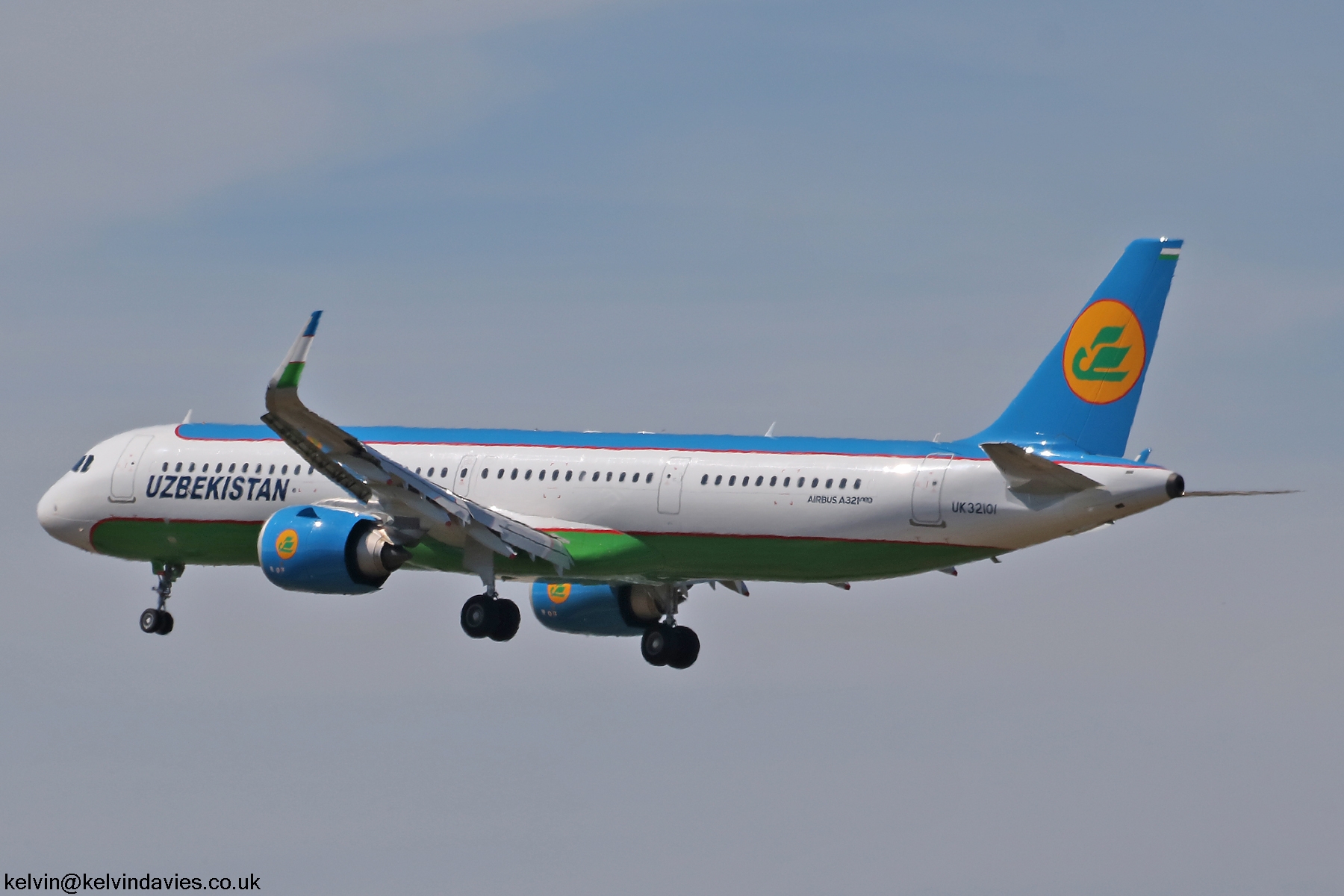 Uzbekistan Airways A321 NEO UK-32101