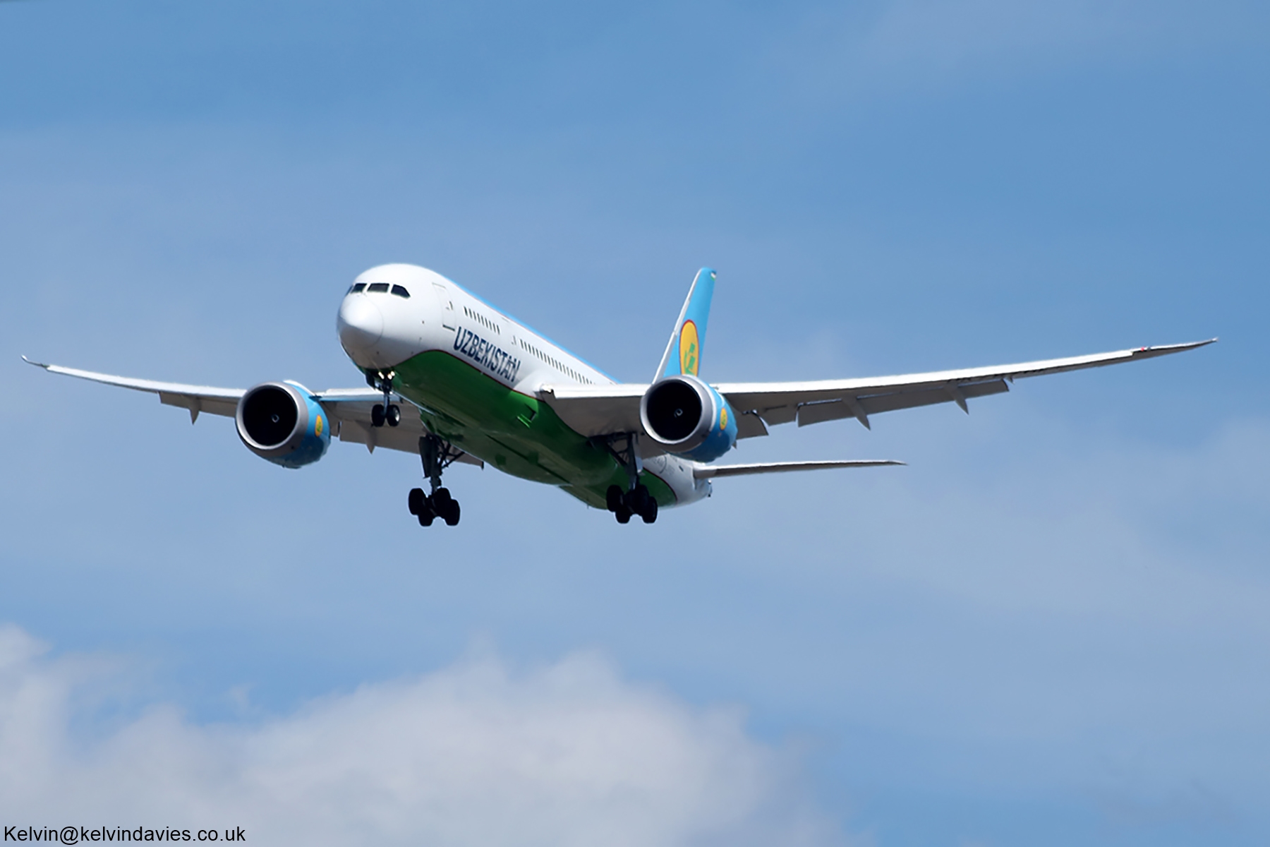Uzbekistan Airways 787 UK78701