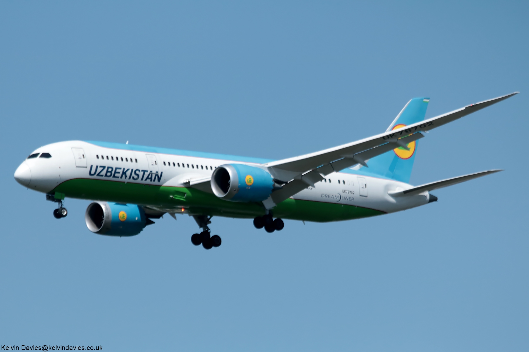 Uzbekistan Airways 787 UK78702