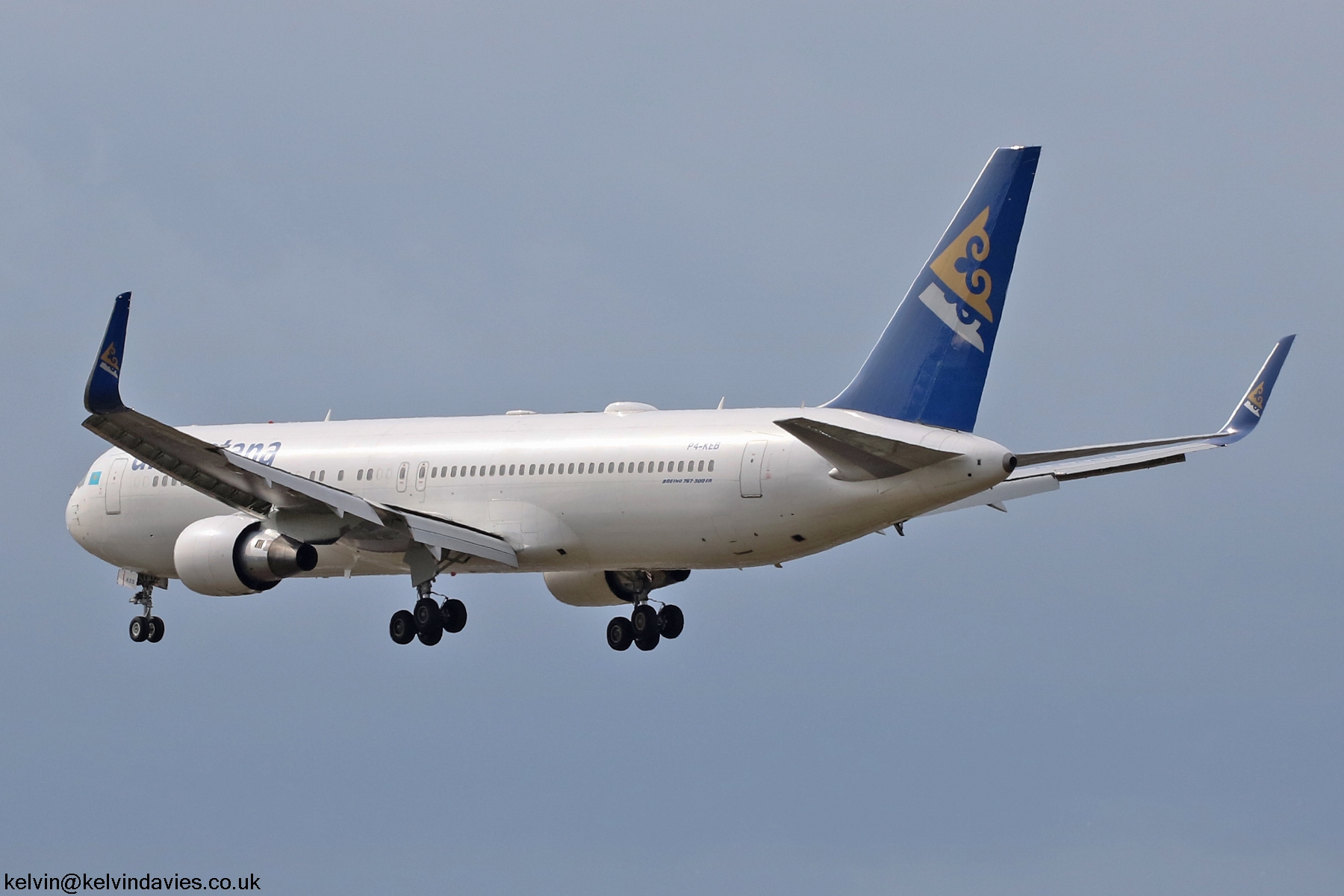 Air Astana 776 P4-KEB