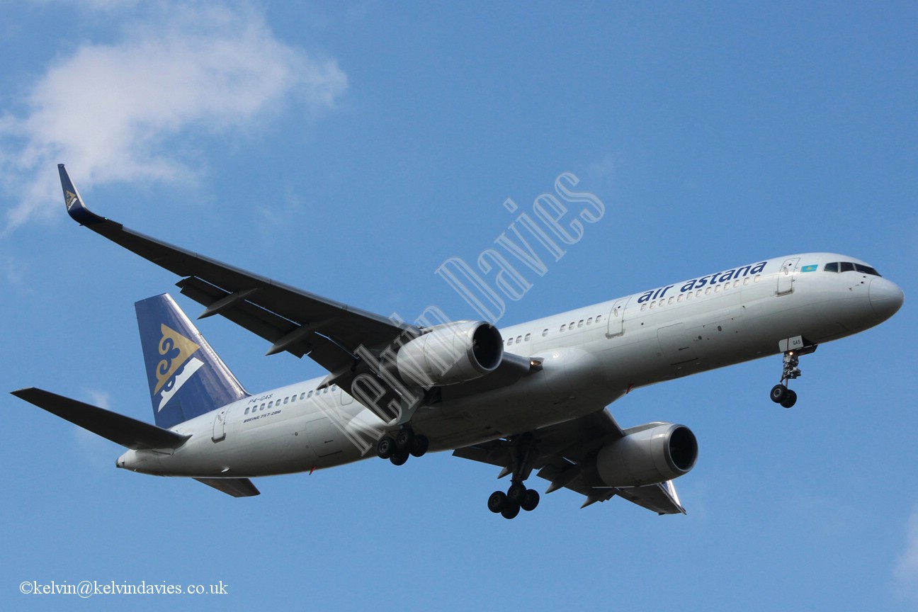 Air Astana B757 P4-GAS