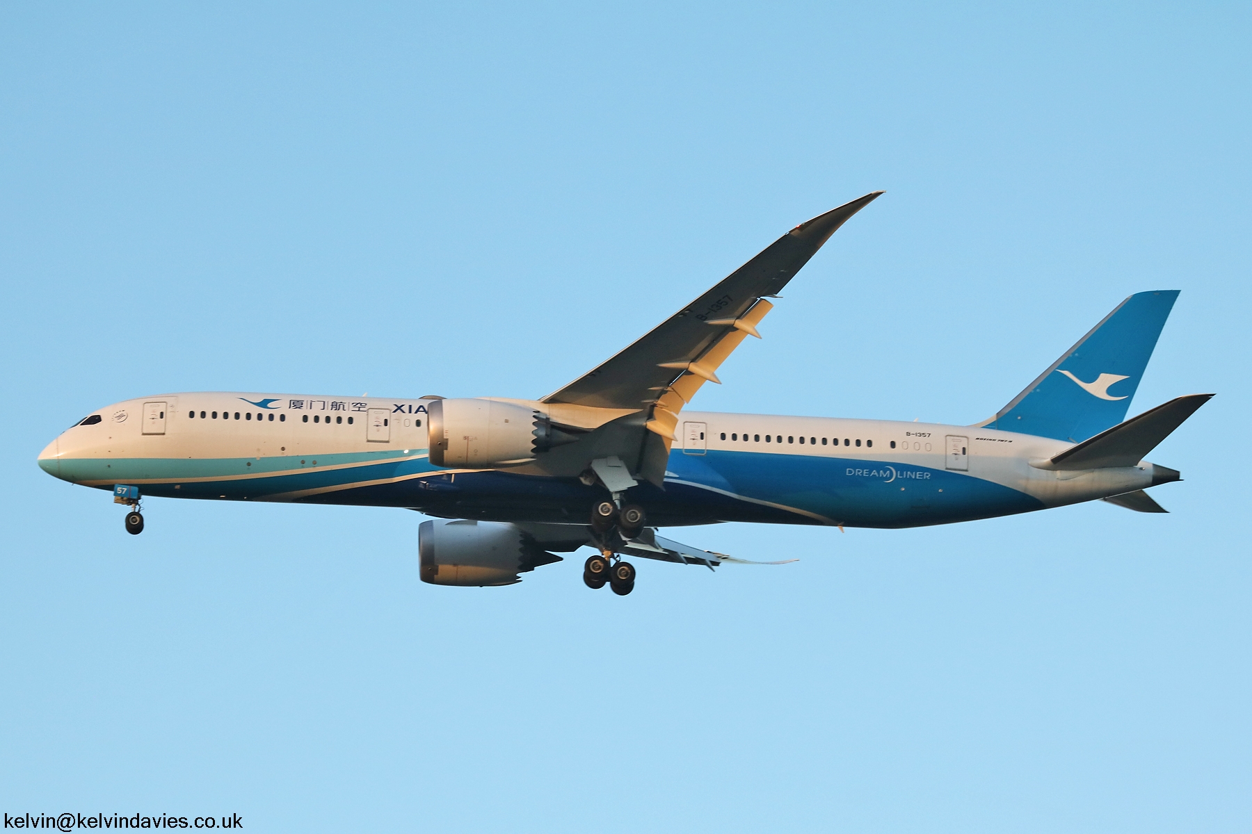 XiamenAir 787 B-1357