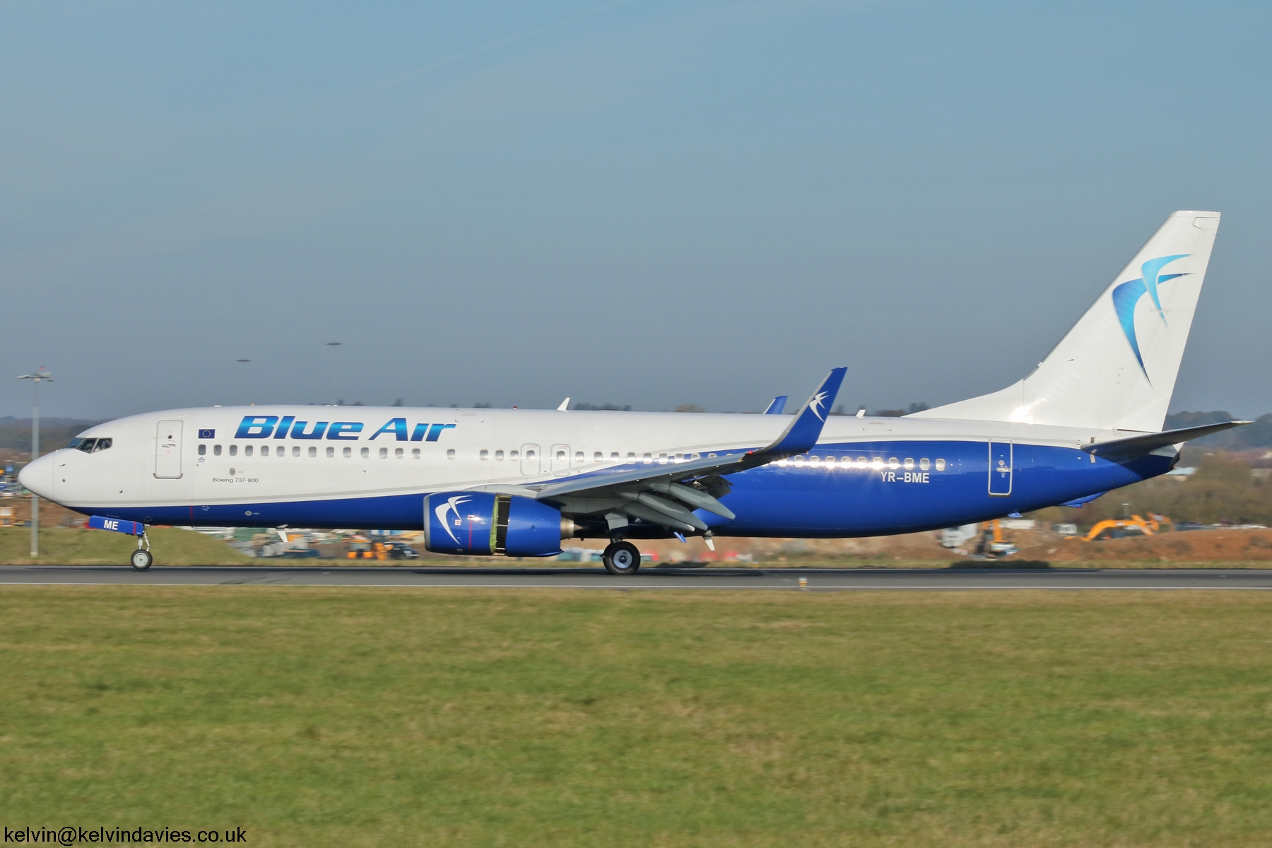 Blue Air 737 YR-BME