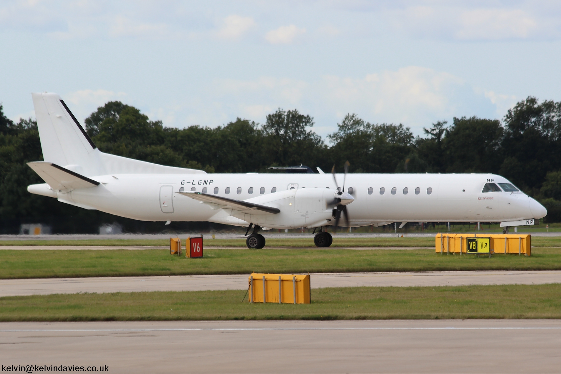 Loganair Saab 2000 G-LGNP